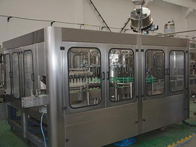 含汽飲料灌裝生產(chǎn)線(xiàn)